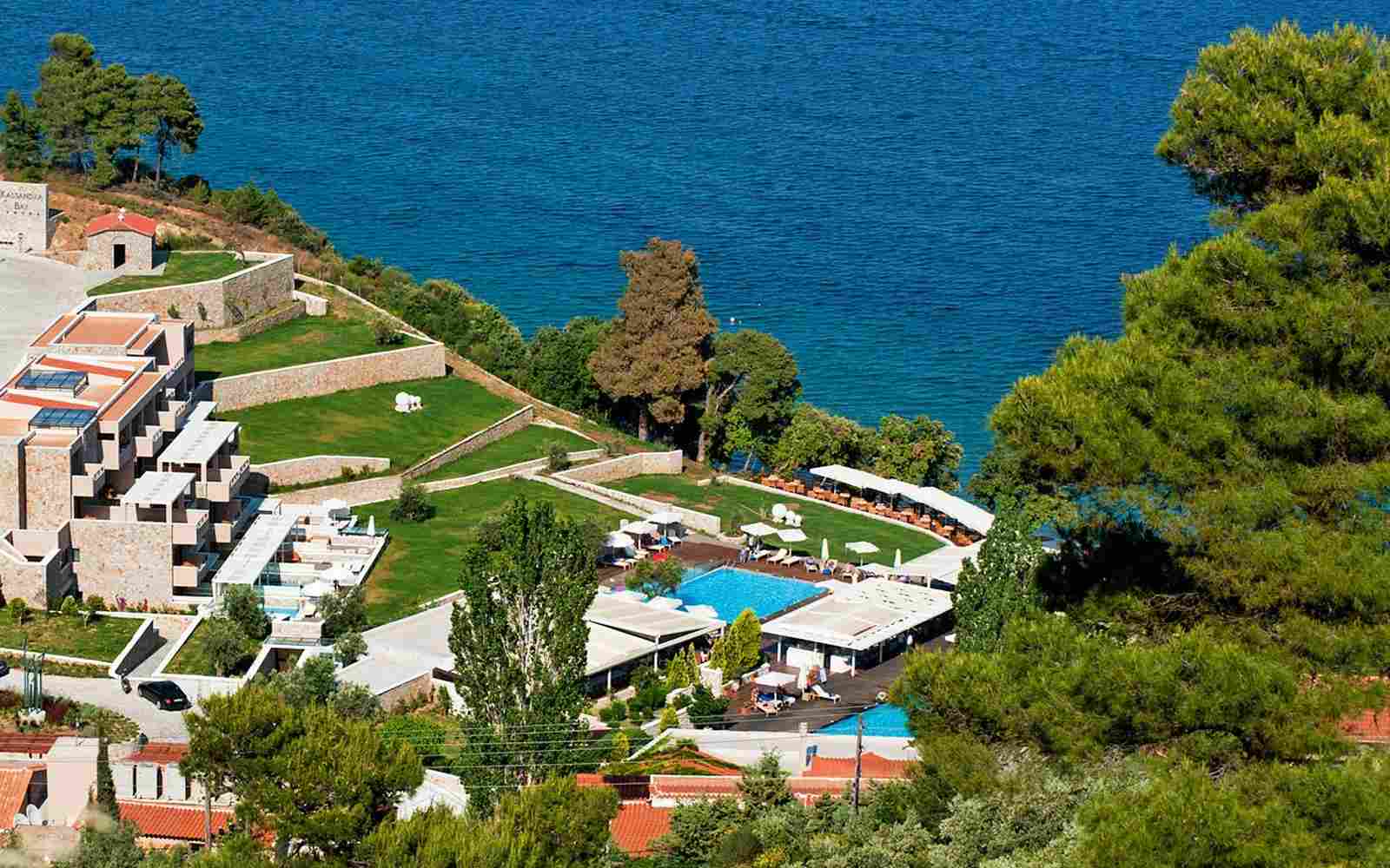 https://www.gajeta.com/wp-content/uploads/2016/03/summer-hotel-03.jpg